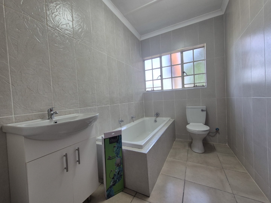 3 Bedroom Property for Sale in Vaalpark Free State